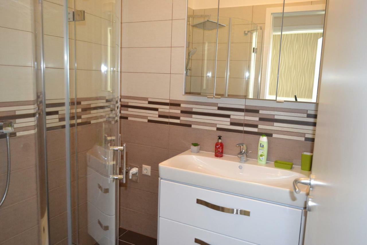 A16 Beachapartman Siófok Exteriör bild